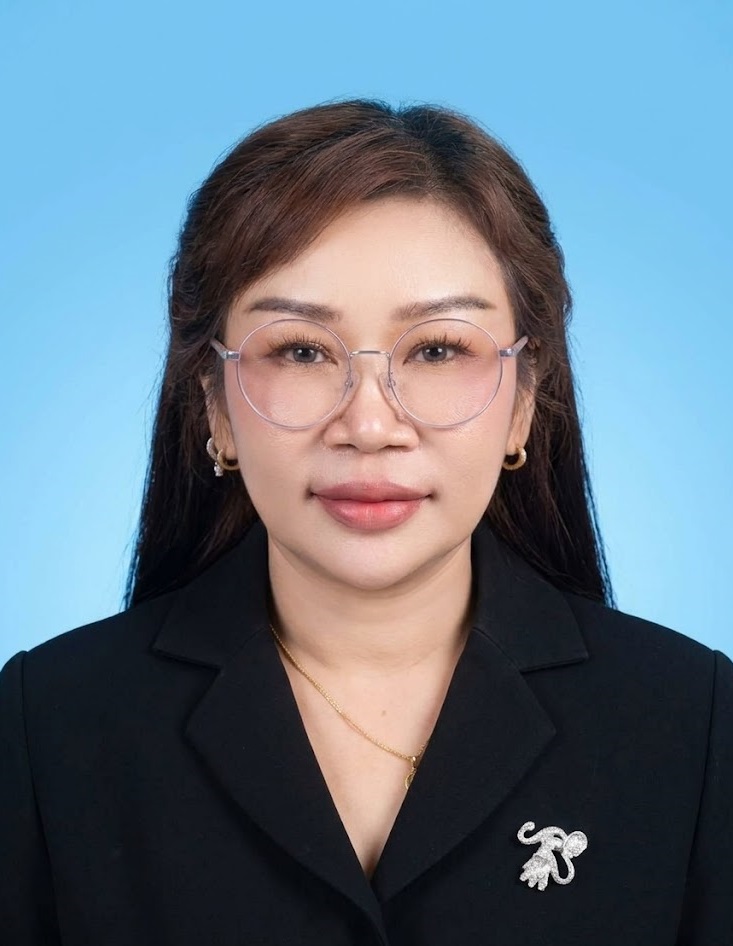 นางสุภัสดา โชติเพิ่ม